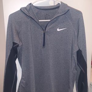 NIKE PRO DRI FIT ACTIVE TOP NAVY